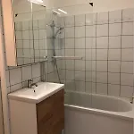 Apartment F1 Avec Vue Degagee, 6 M2 Terrasse, Wi-fi