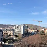 F1 avec vue dégagée, 6 m2 terrasse, Wi-Fi